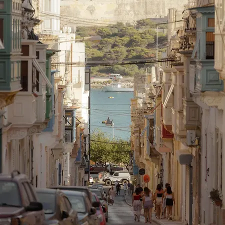 Cosy 1br Perfectly Situated In By 360 Estates Sliema
